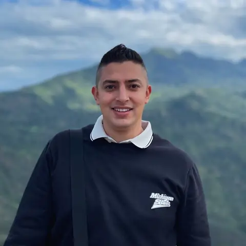 Retrato de un teoterapeuta especialista en adicciones.